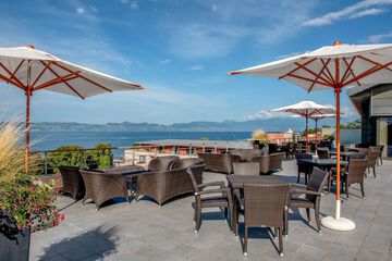 Executive lounge