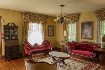 Hotel Interior 8 of 58