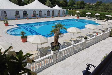 Sundeck
