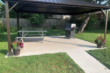 BBQ/picnic area