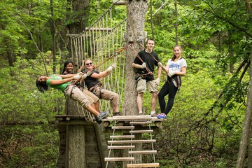Ropes course (team building)
