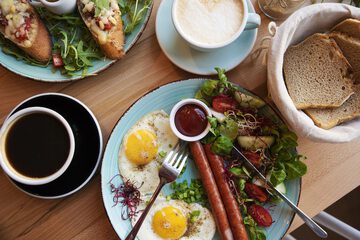 Breakfast meal