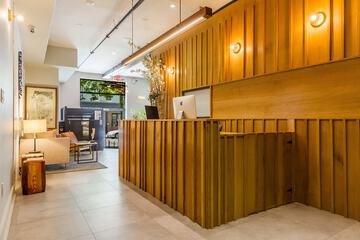 Check-in/check-out kiosk