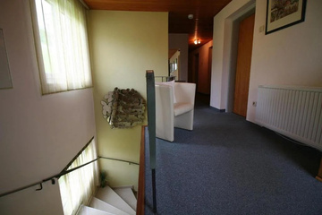 hotel_rooms