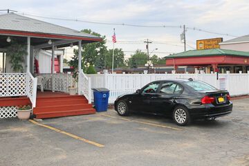 Hotel Exterior 46 of 49