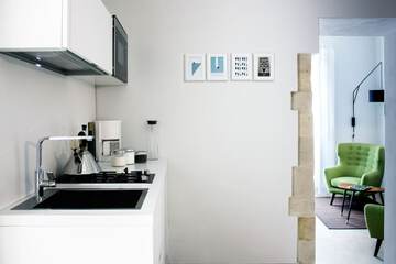 Private kitchenette