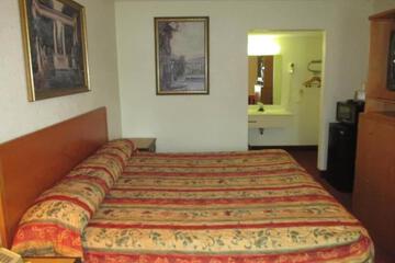 Red Carpet Inn