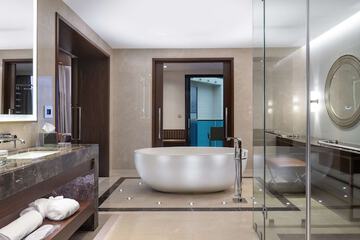 Bathroom shower
