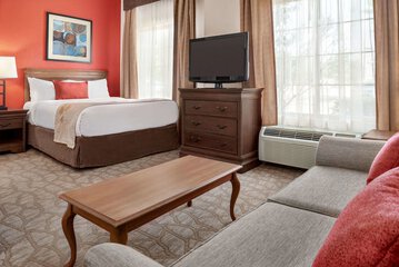 Room 13 of 30