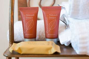 Bathroom amenities