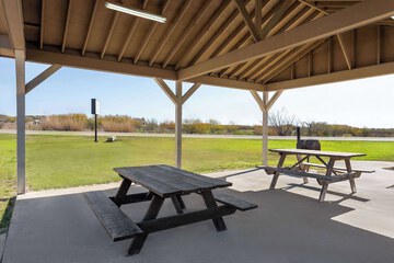 BBQ/picnic area