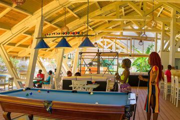Poolside bar