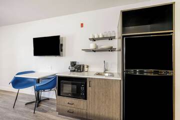 Private kitchenette