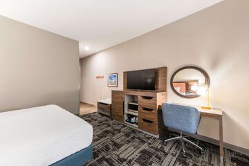 Room 16 of 43
