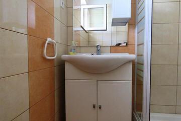 Photo 34