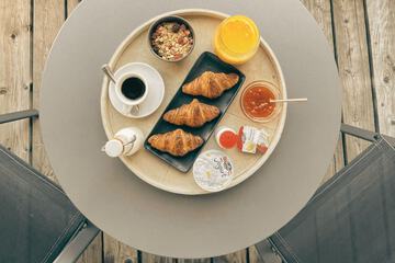 Breakfast meal
