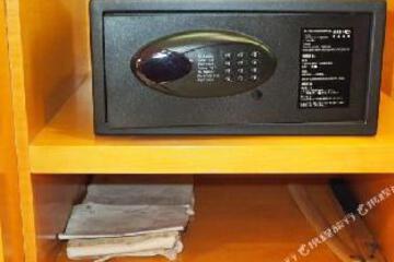 Photo 17