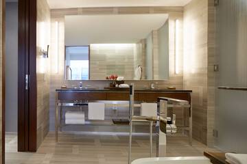 Bathroom shower
