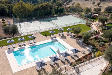 Rooftop pool