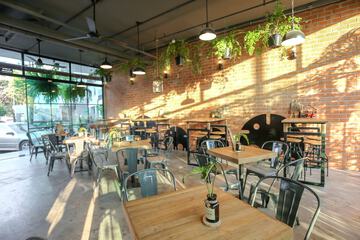 Coffee shop