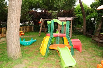 Children's play area - outdoor