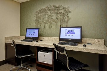 Business Center 44 of 44