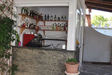 Poolside bar