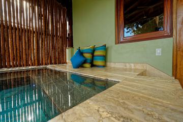 Private pool