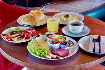 Breakfast meal