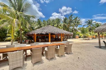 Beach bar