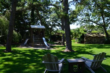 Children's play area - outdoor