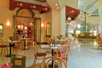 Cafe