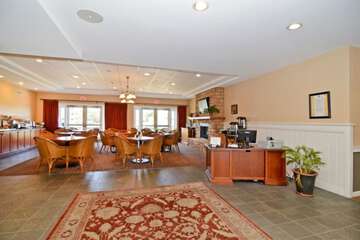 Breakfast area