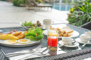 Breakfast meal