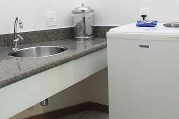 Mini-refrigerator