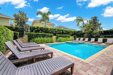 Private pool