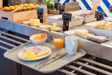 Breakfast meal