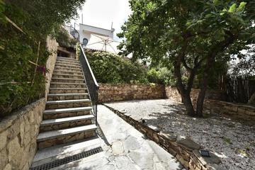 Photo 33