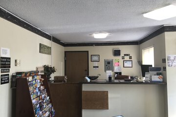 Check-in/check-out kiosk