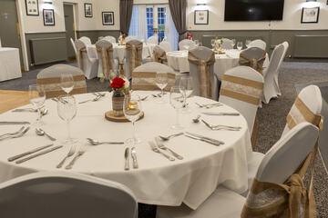 Indoor wedding