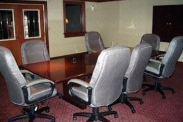  Rodeway Inn Carmel (Previously; Comfort Suites Carmel) 10