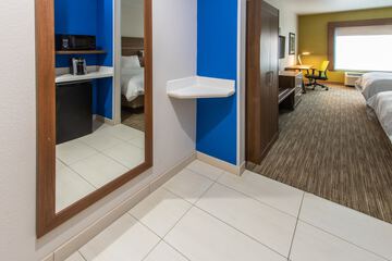 Room 31 of 135