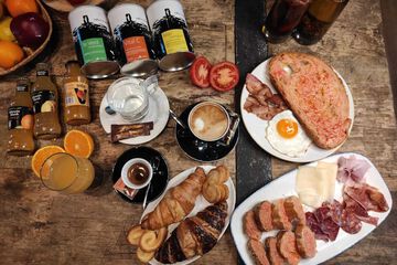 Breakfast meal