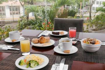 Breakfast meal