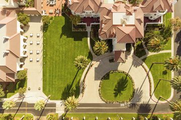 Hotel Exterior 89 of 90