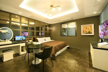 hotel_rooms