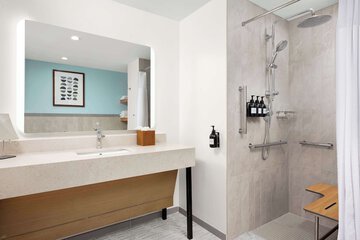 Bathroom shower
