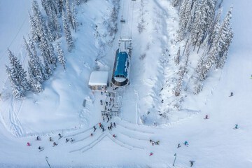 Snow and ski sports