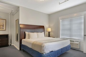 Room 87 of 149