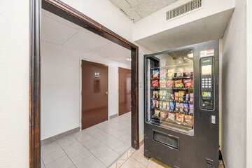Vending machine
